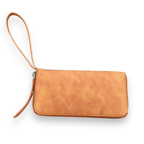 🆕 FREE PEOPLE: Distressed Vegan Leather Wallet - Picture 8 of 12